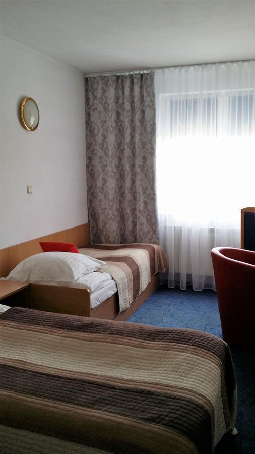 Hotel As Biała Podlaska Extérieur photo